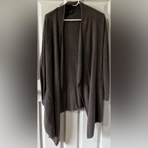 Barefoot dream cozy chic lite wrap. Sz S/M. Brown